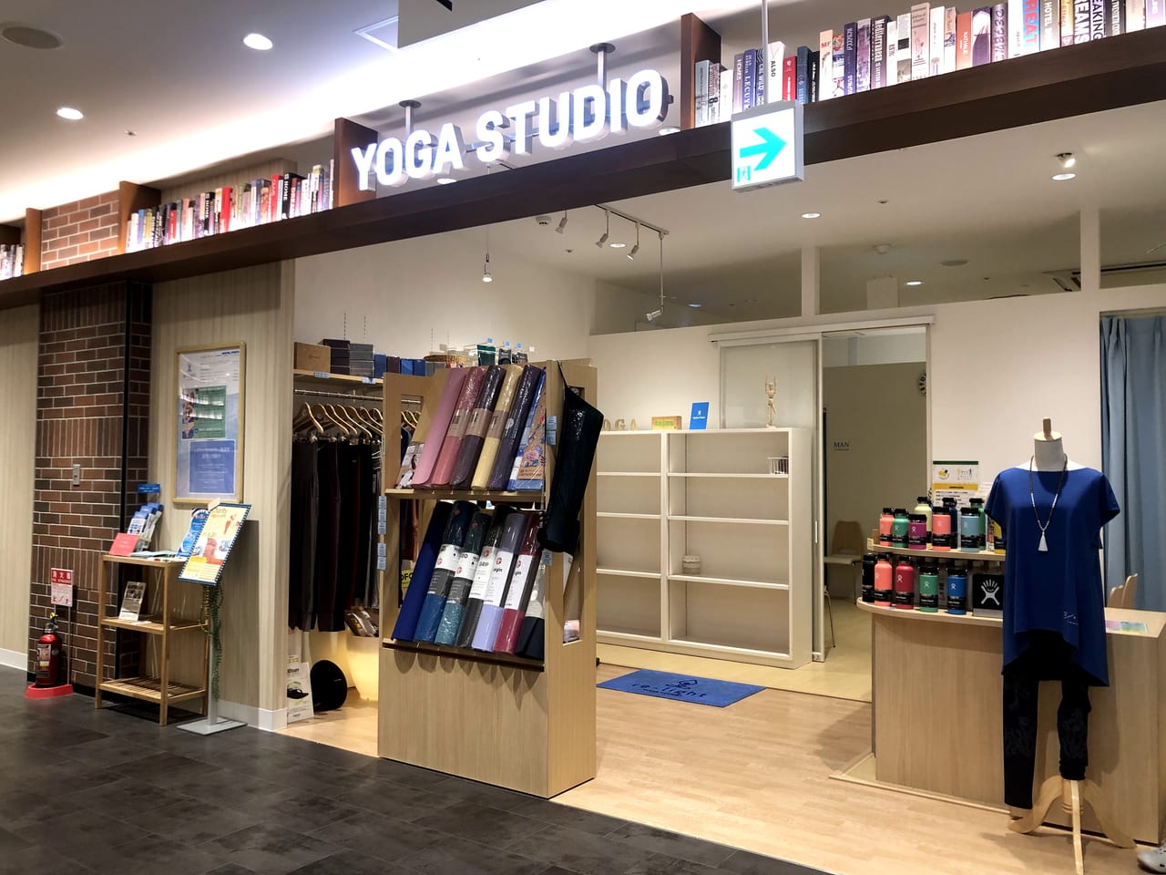 YOGA STUDIO re-light　外観