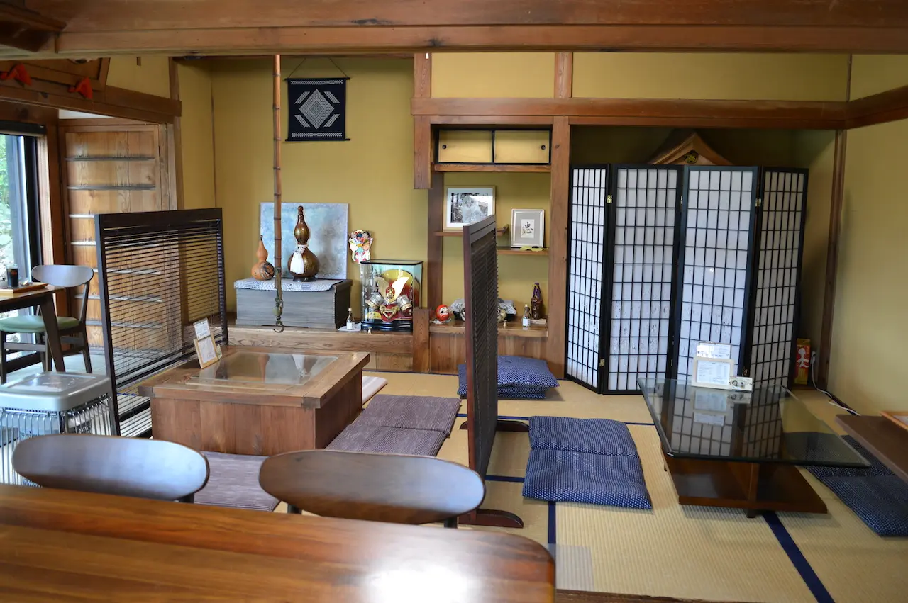 山の子カフェ