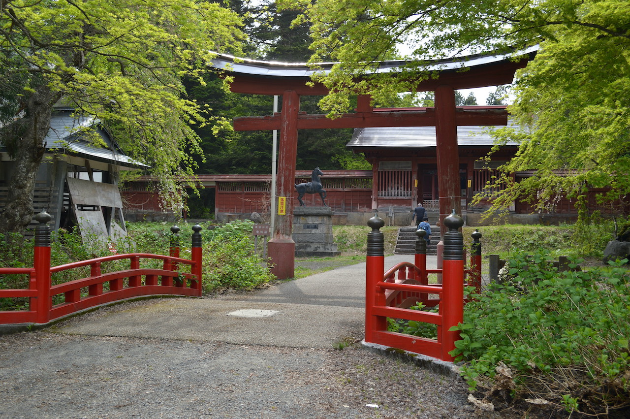 高照神社門