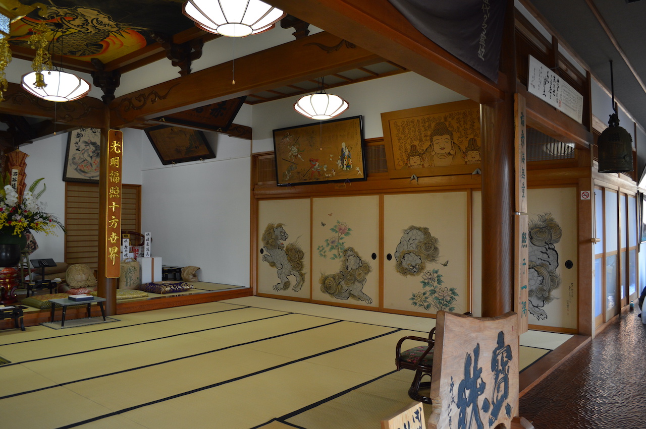 薬王院