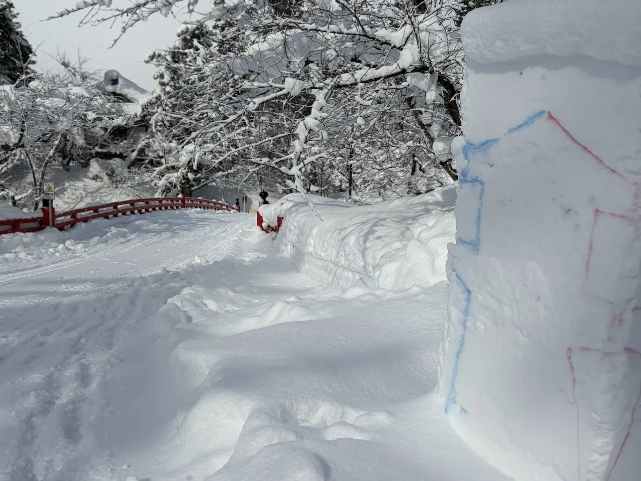 弘前城雪燈籠まつり準備